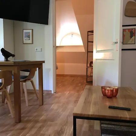 De Haen Luxury Villa: Private Apartments with Jacuzzi and Sauna Oss Room photo