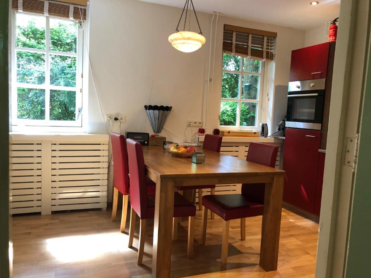 De Haen Luxury Villa: Private With Jacuzzi And Sauna