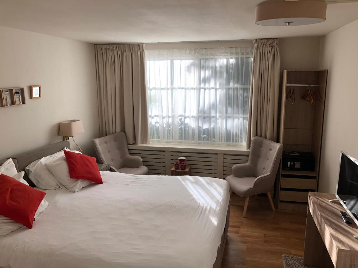 De Haen Luxury Villa: Private With Jacuzzi And Sauna Apartment *
